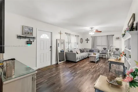 1561 NW 8th Terrace Homestead FL 33030