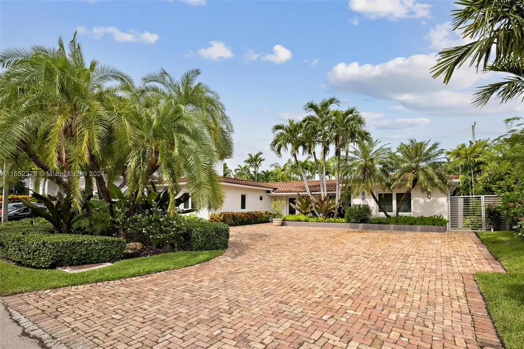 670 Allendale Road Key Biscayne FL 33149