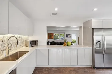 670 Allendale Road Key Biscayne FL 33149