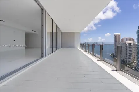 300 Biscayne Blvd Way Miami FL 33131