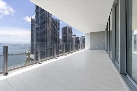 300 Biscayne Blvd Way Miami FL 33131