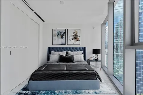 300 Biscayne Blvd Way Miami FL 33131