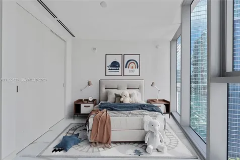 300 Biscayne Blvd Way Miami FL 33131