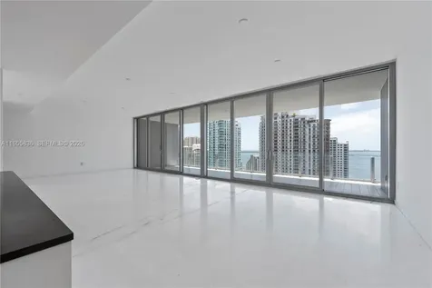 300 Biscayne Blvd Way Miami FL 33131