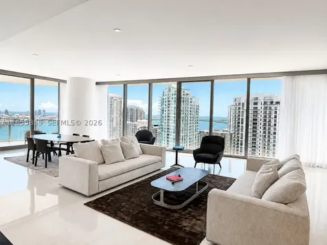 300 Biscayne Blvd Way Miami FL 33131