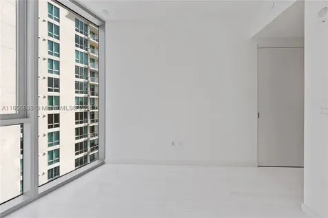 300 Biscayne Blvd Way Miami FL 33131