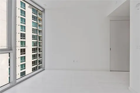 300 Biscayne Blvd Way Miami FL 33131