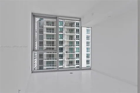 300 Biscayne Blvd Way Miami FL 33131