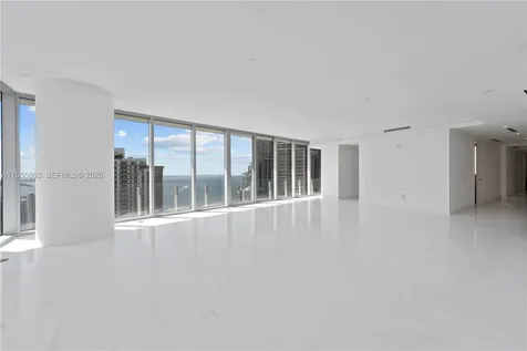 300 Biscayne Blvd Way Miami FL 33131