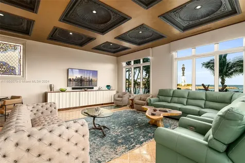 2306 Bay Drive Pompano Beach FL 33062