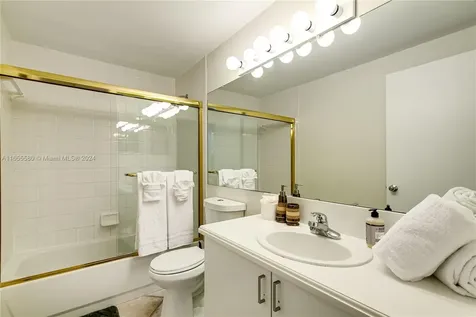19701 E Country Club Drive Aventura FL 33180