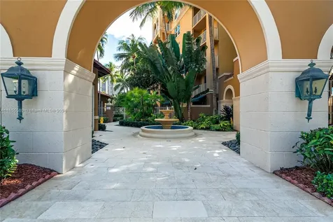 19701 E Country Club Drive Aventura FL 33180
