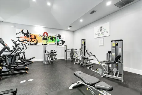 19701 E Country Club Drive Aventura FL 33180