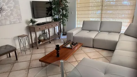 19701 E Country Club Drive Aventura FL 33180