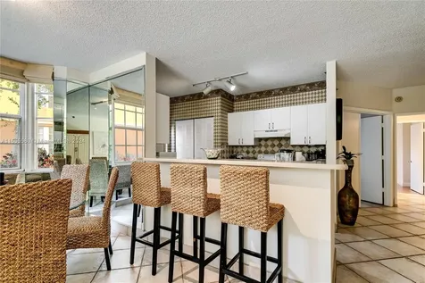 19701 E Country Club Drive Aventura FL 33180