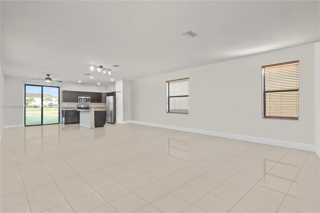 3761 NE 2nd Street Homestead FL 33033