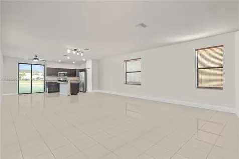 3761 NE 2nd Street Homestead FL 33033