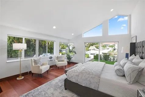 543 Hibiscus Drive Hallandale Beach FL 33009