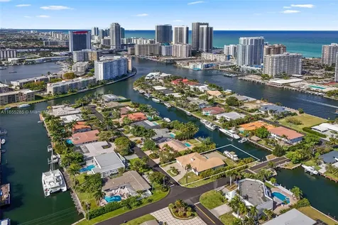 543 Hibiscus Drive Hallandale Beach FL 33009