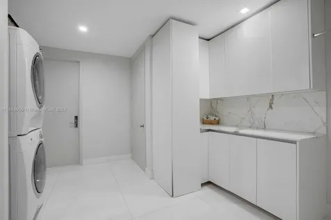 10203 Collins Avenue Bal Harbour FL 33154