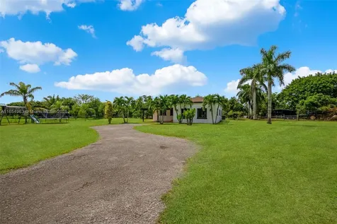 18700 SW 197th Avenue Miami FL 33187