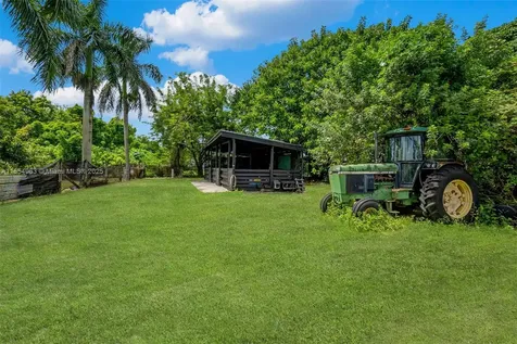 18700 SW 197th Avenue Miami FL 33187