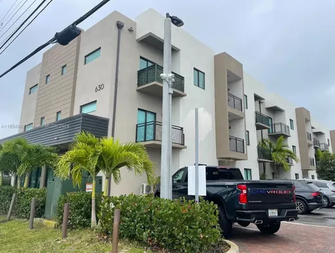 640 W 18th Street Hialeah FL 33010
