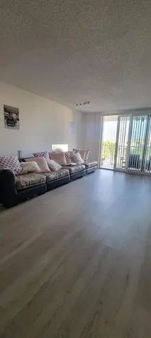 6960 Miami Gardens Drive Hialeah FL 33015