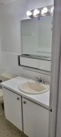 6960 Miami Gardens Drive Hialeah FL 33015