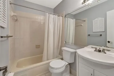 1960 SE 1st Circle Boynton Beach FL 33435