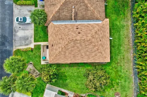 1960 SE 1st Circle Boynton Beach FL 33435