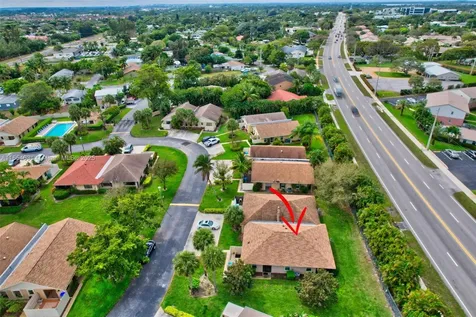 1960 SE 1st Circle Boynton Beach FL 33435