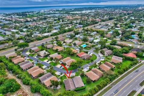 1960 SE 1st Circle Boynton Beach FL 33435