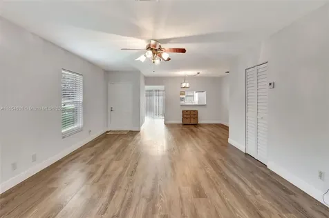 1960 SE 1st Circle Boynton Beach FL 33435