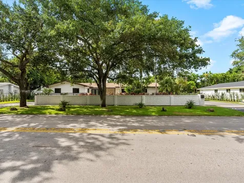 7340 SW 120th Street Pinecrest FL 33156