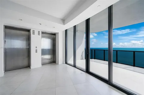 18555 Collins Avenue Sunny Isles Beach FL 33160