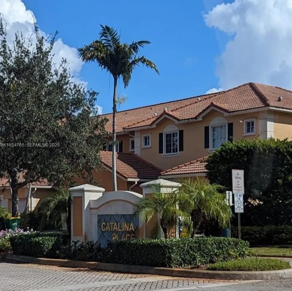 6407 Catalina Lane Tamarac FL 33321
