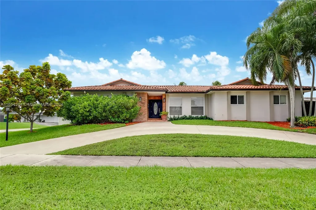 9034 SW 65th Street Miami FL 33173