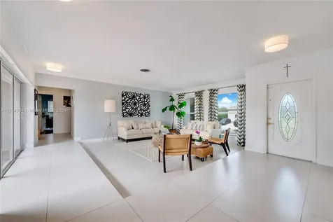 9034 SW 65th Street Miami FL 33173