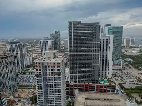 601 NE 1st Avenue Miami FL 33132