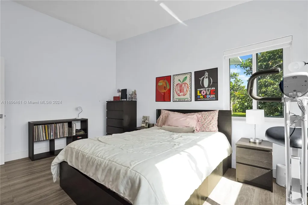 2735 Madison Street Hollywood FL 33020