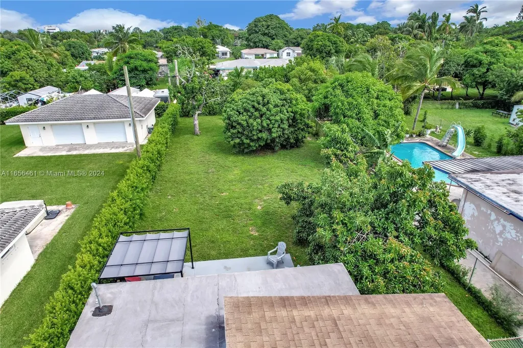 2735 Madison Street Hollywood FL 33020