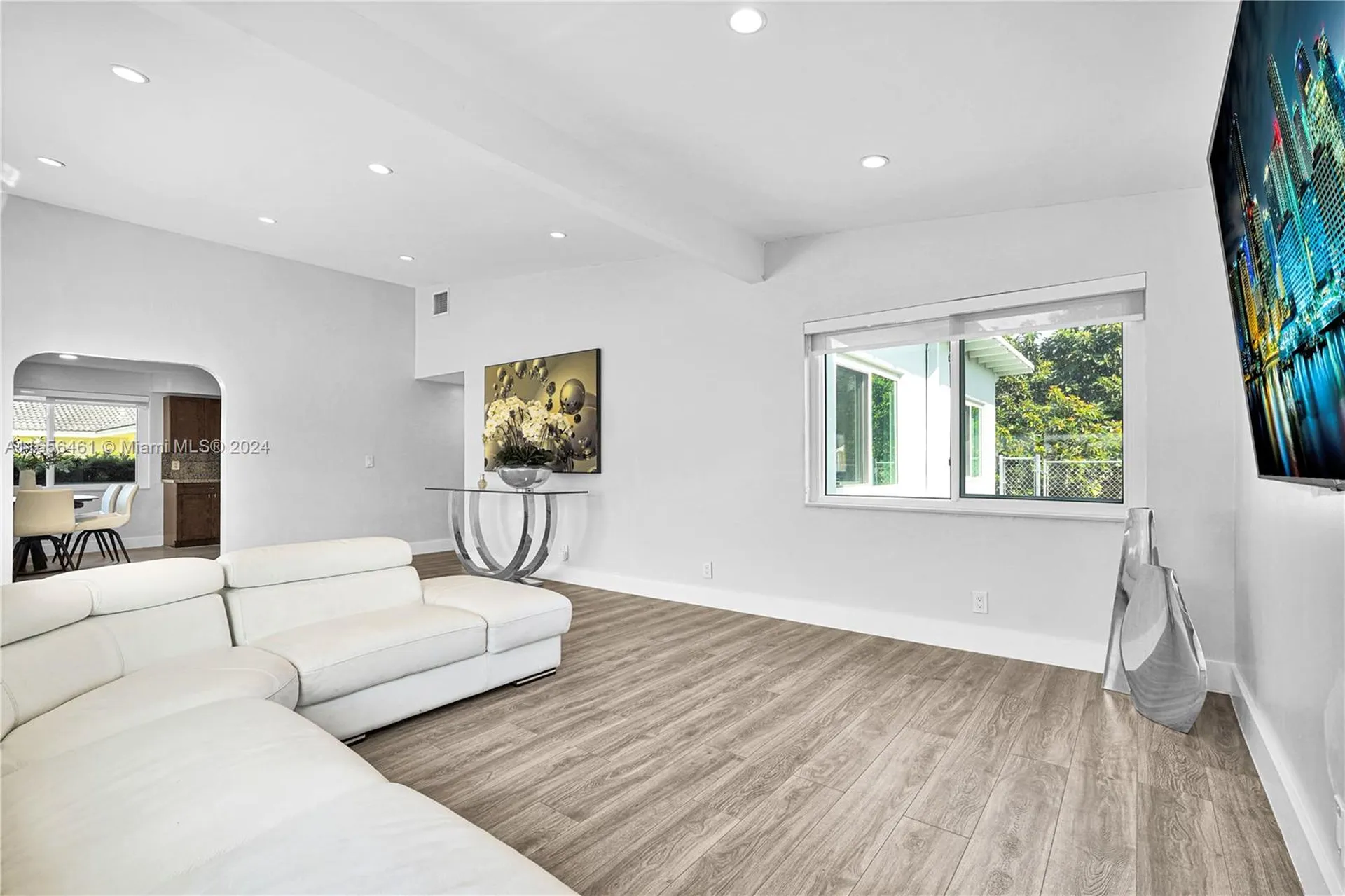 2735 Madison Street Hollywood FL 33020