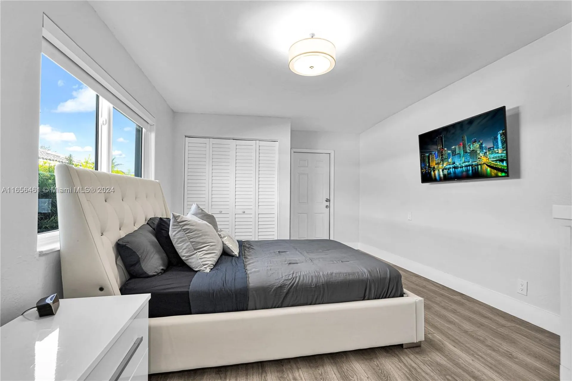 2735 Madison Street Hollywood FL 33020