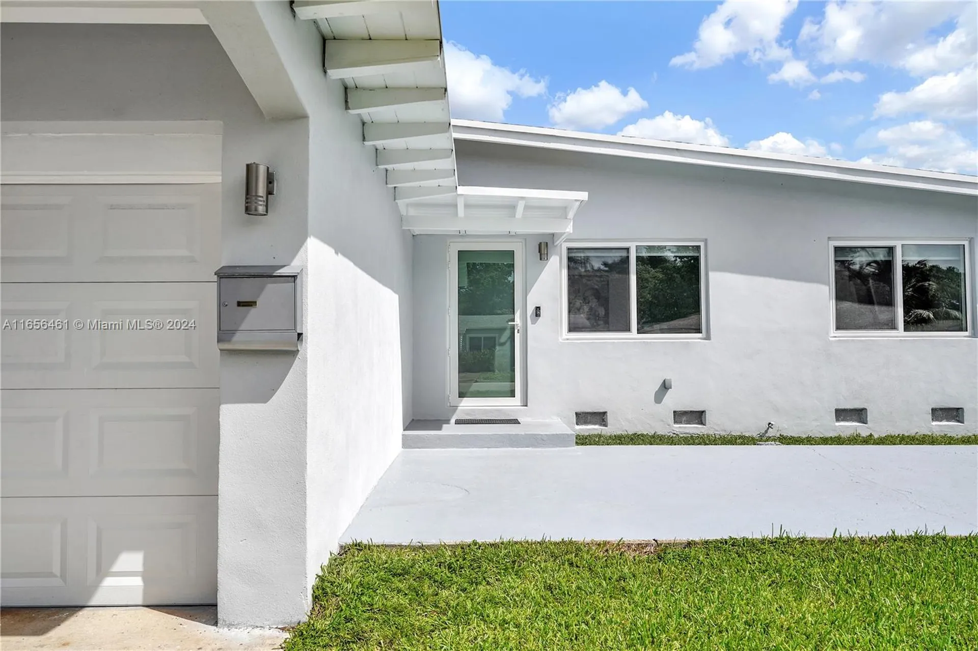 2735 Madison Street Hollywood FL 33020