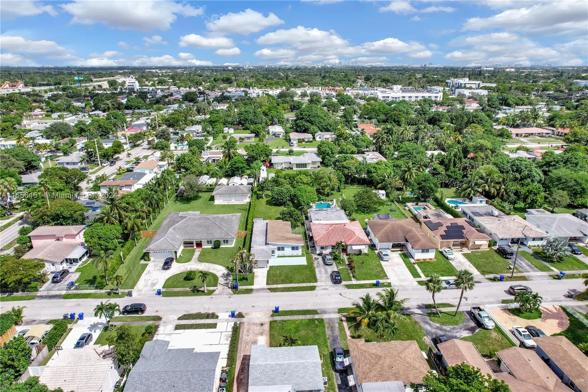 2735 Madison Street Hollywood FL 33020