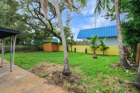 4031 NW 8th Terrace Oakland Park FL 33309