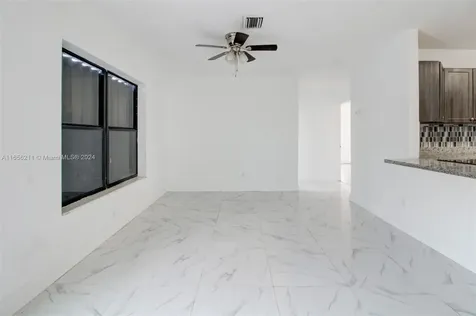 4031 NW 8th Terrace Oakland Park FL 33309
