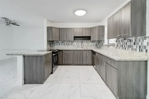 4031 NW 8th Terrace Oakland Park FL 33309