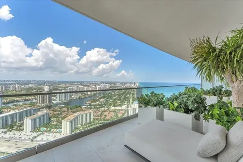 18975 Collins Avenue Sunny Isles Beach FL 33160